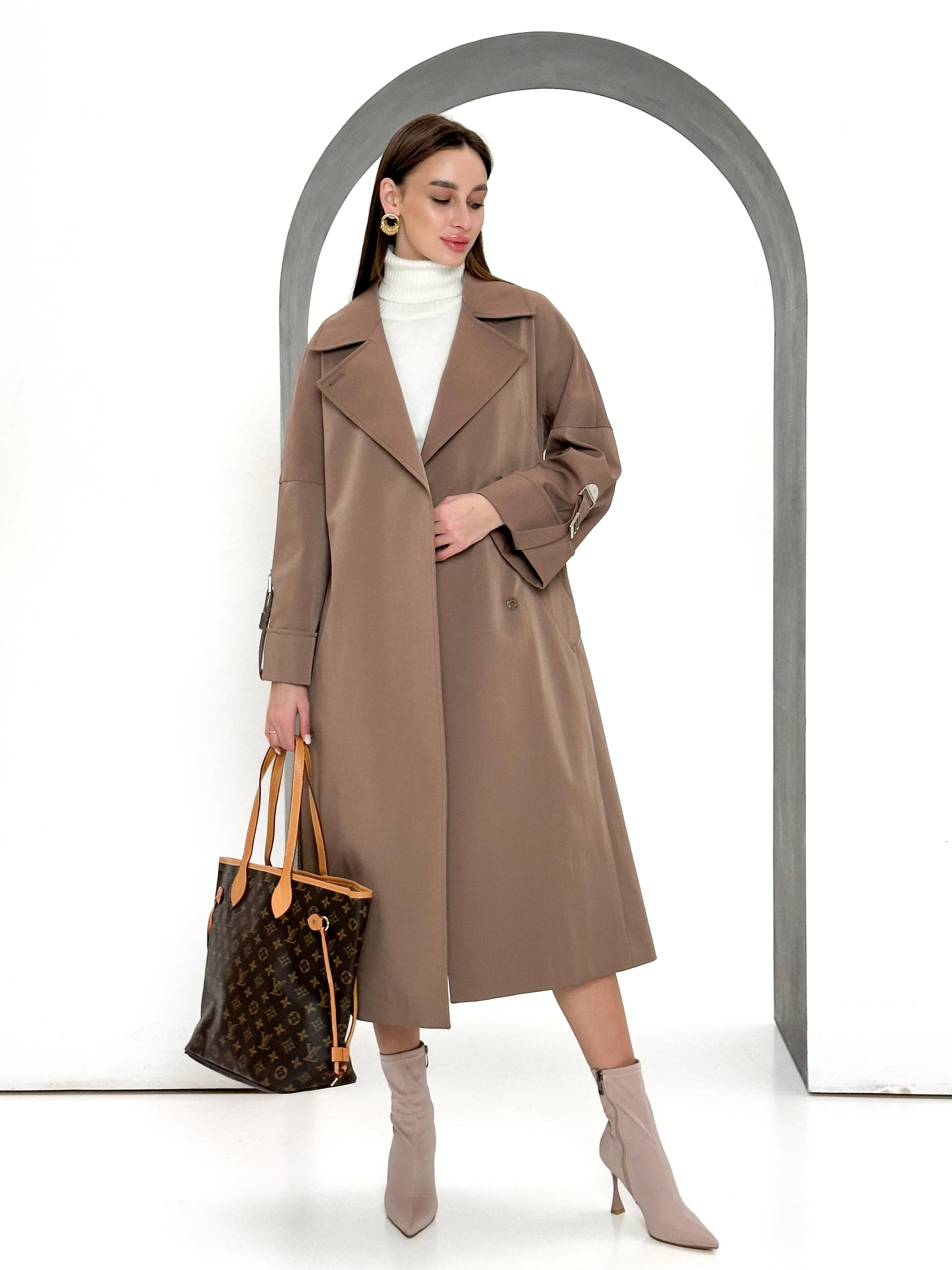 Aire Trench Coat in Mauve