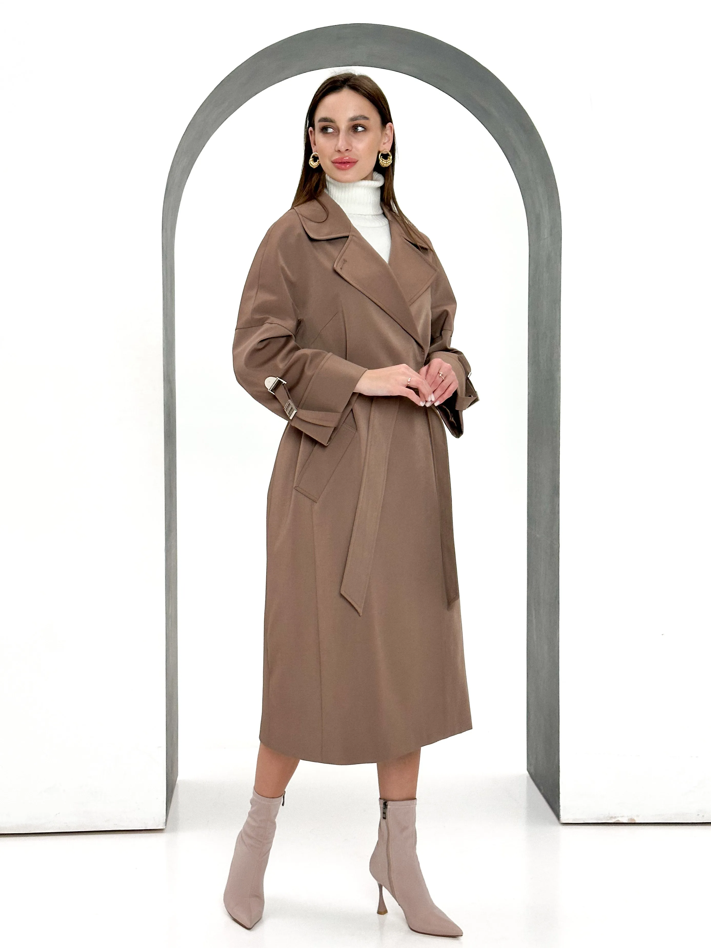 Aire Trench Coat in Mauve