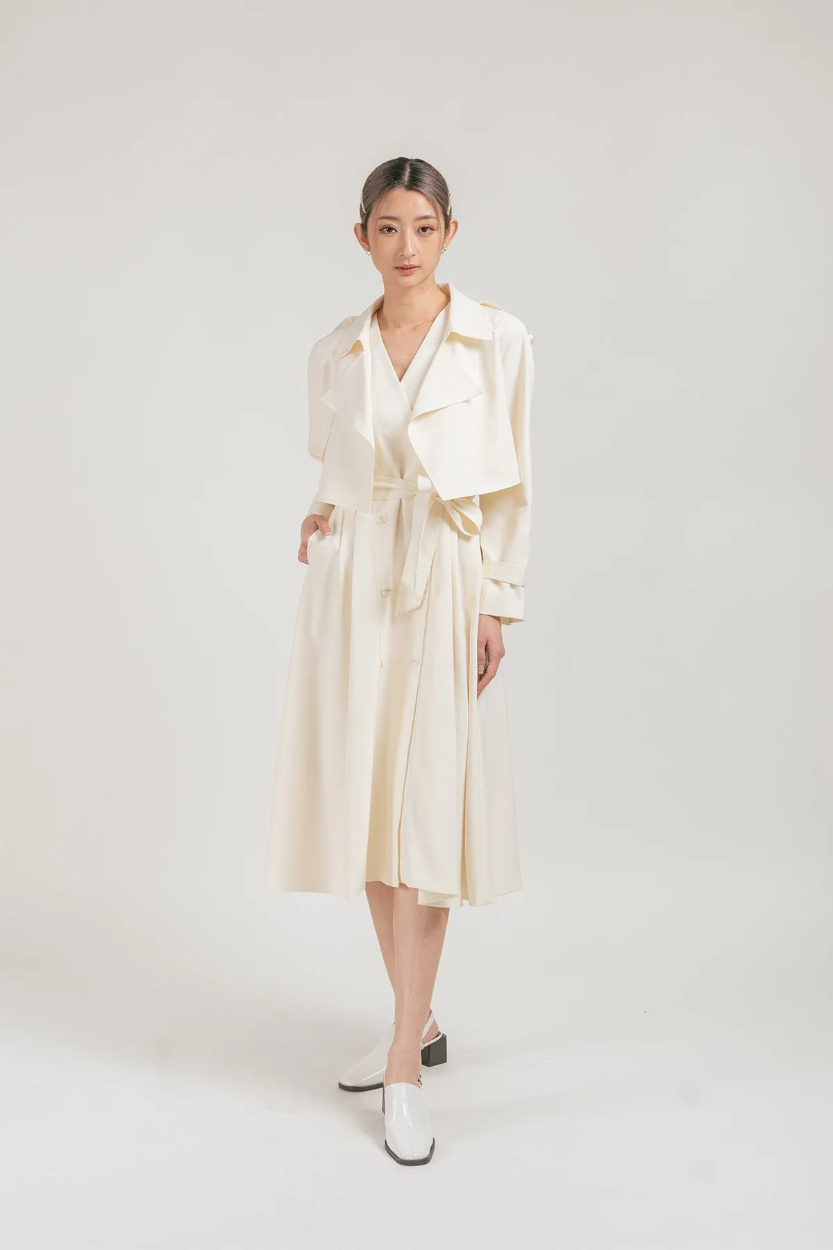 Evia Cropped Trench Coat with Sleeveless Maxi Dress