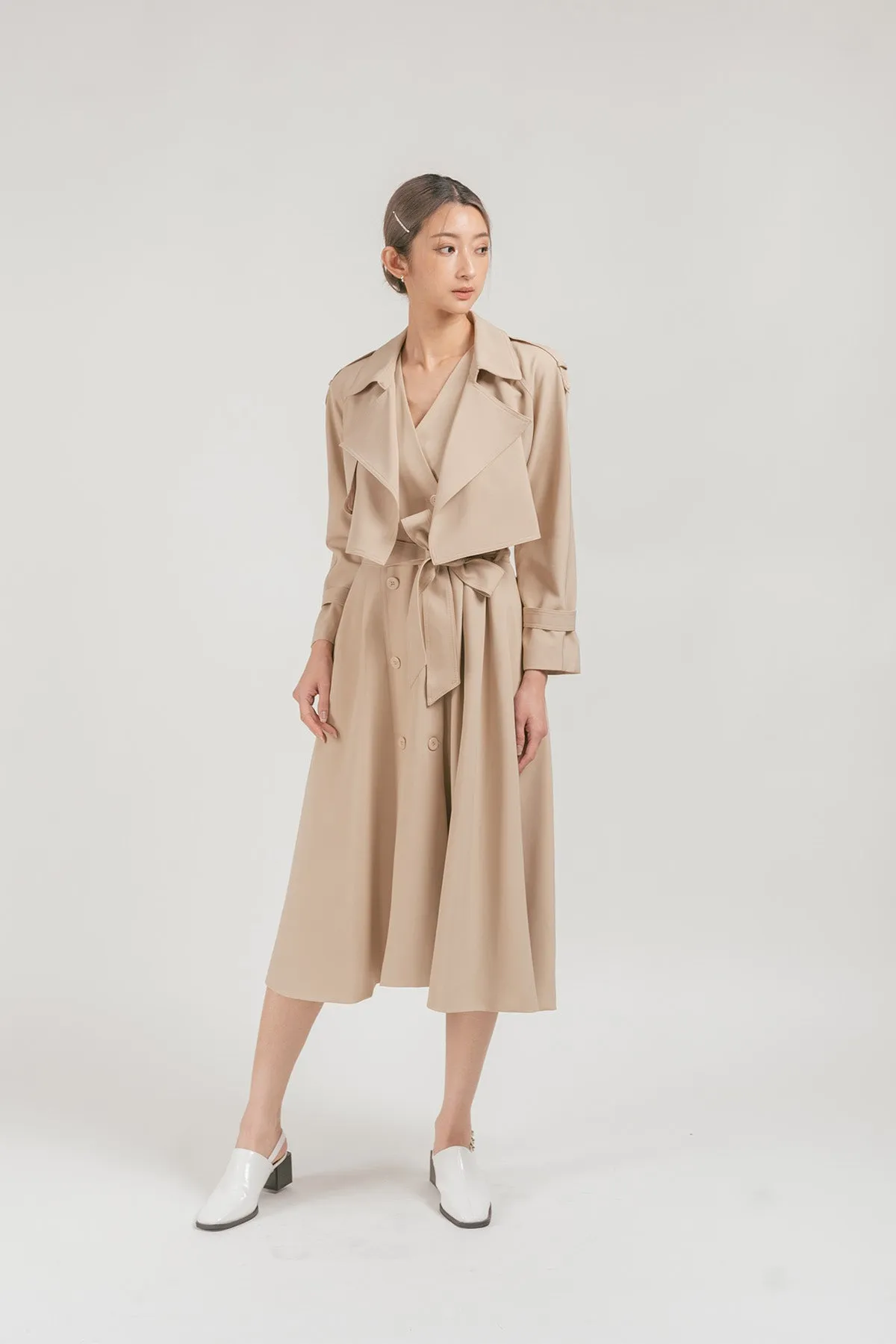 Evia Cropped Trench Coat with Sleeveless Maxi Dress