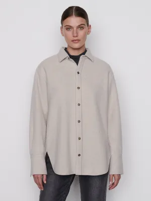 Frame - The Oversized Shirt Jacket in Bone