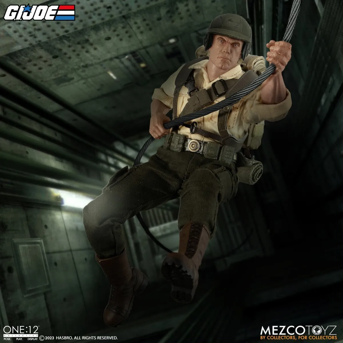 G.I. Joe Mezco Deluxe Edition One:12 Collective Duke