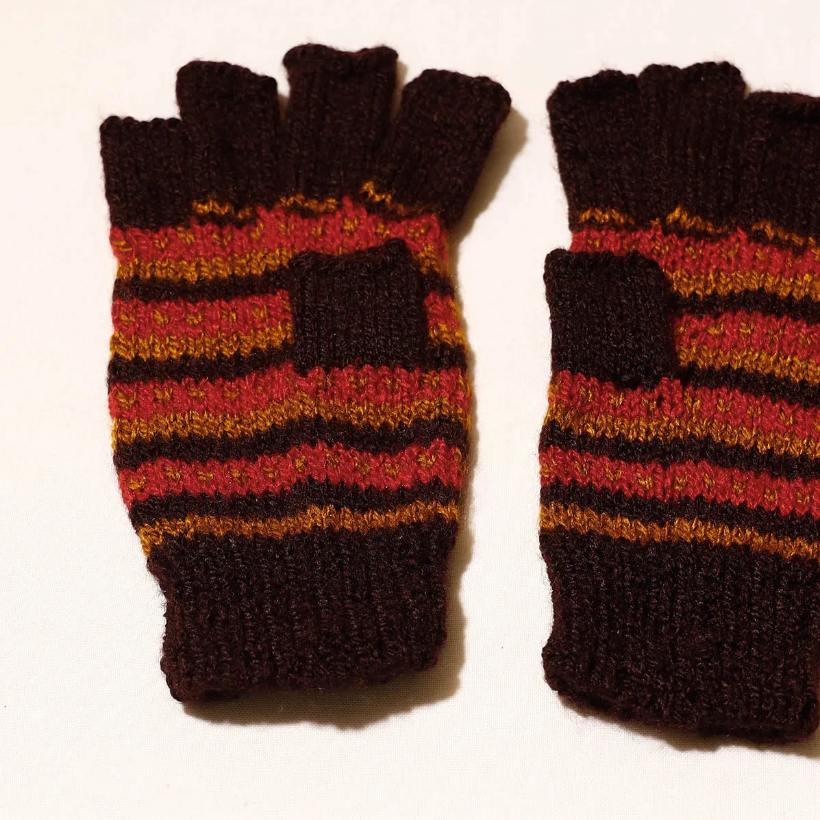 Kumaun Hand Knitted Woolen Gloves (Adult)