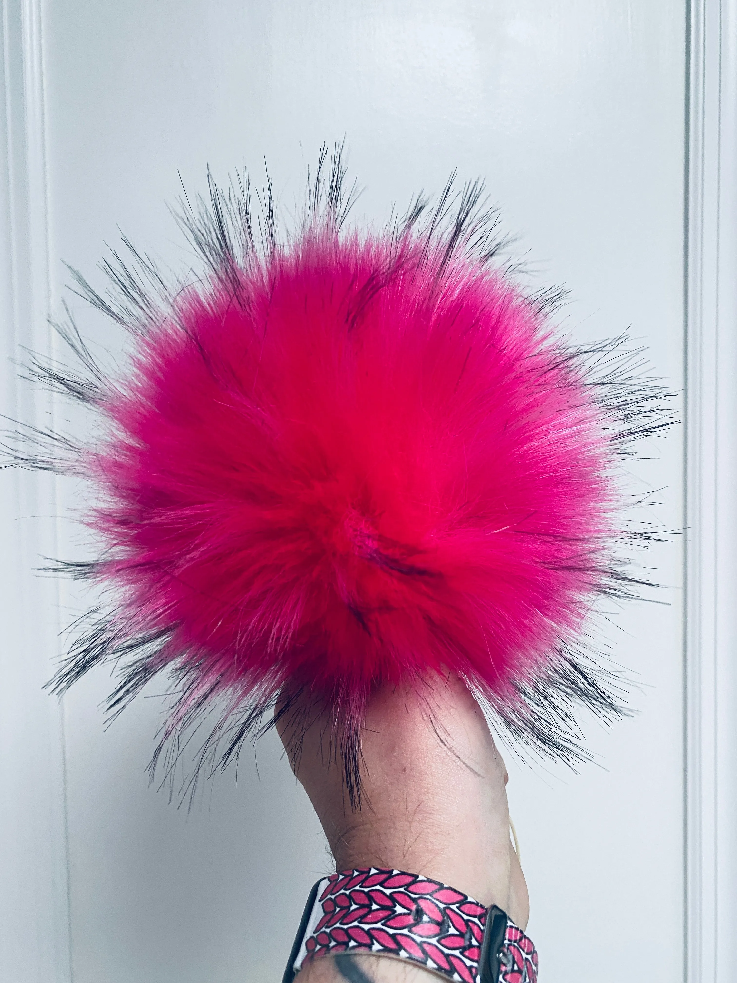 MADE TO ORDER Fun and funky hot pink with black tips faux fur pom pom with wooden button