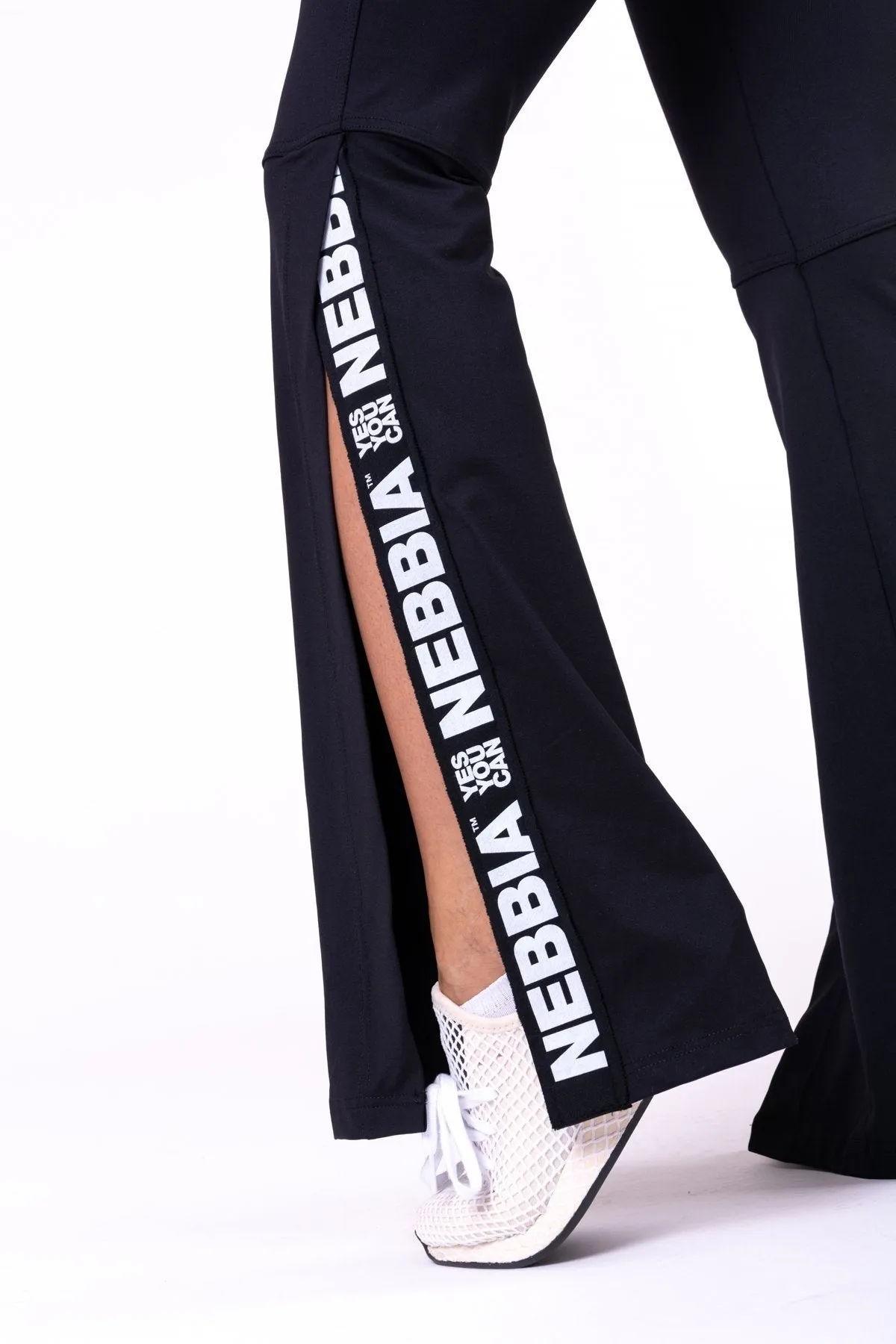 Nebbia 70s Fancy Flared Pants 667 - Black