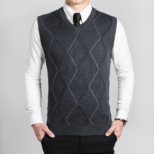 New Spring & Autumn 2016 Mens Fashion Plaid Sleeveless Sweater V-Neck Cashmere Knit Vest