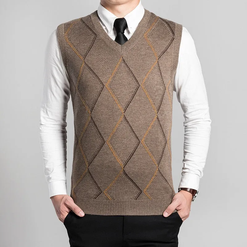 New Spring & Autumn 2016 Mens Fashion Plaid Sleeveless Sweater V-Neck Cashmere Knit Vest