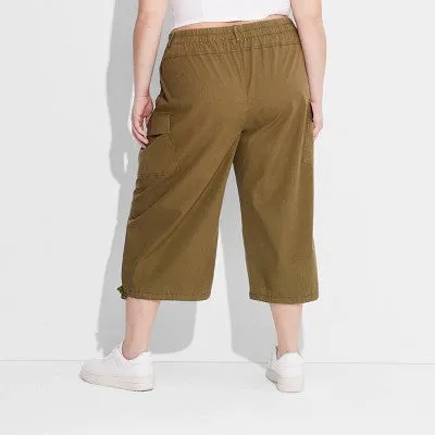 New - Wild Fable Women's Mid Rise Straight Leg Capri Pants Lightweight