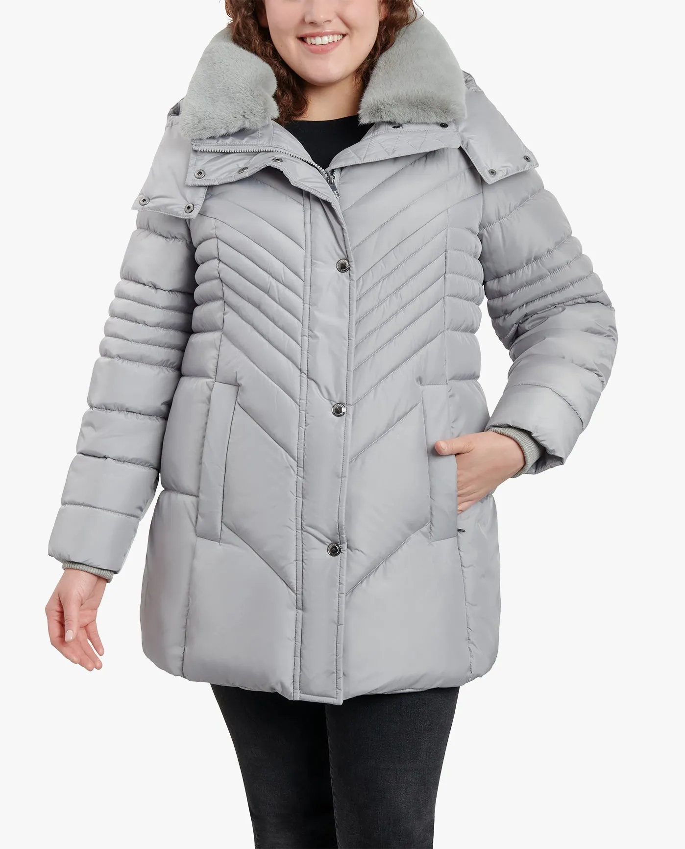 PLUS SIZE ZIP-FRONT HOODED PUFFER JACKET WITH BUTTON-OFF FUR COLLAR