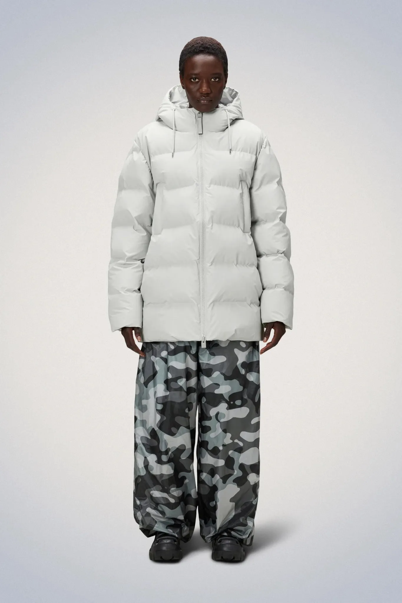 RAINS ALTA Puffer Parka W3T4