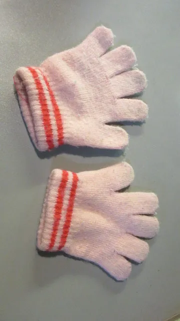 Used Toddler Pink Knit Gloves